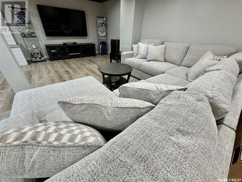 235 Patrick Street, Springside, SK - Indoor Photo Showing Living Room