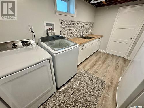 235 Patrick Street, Springside, SK - Indoor Photo Showing Laundry Room