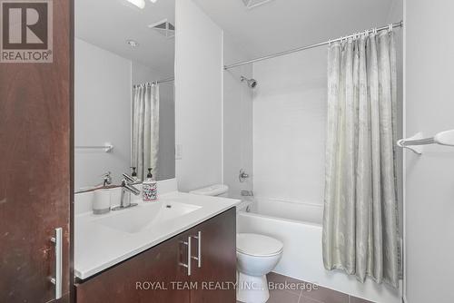 705 - 181 Wynford Drive, Toronto (Banbury-Don Mills), ON - Indoor Photo Showing Bathroom