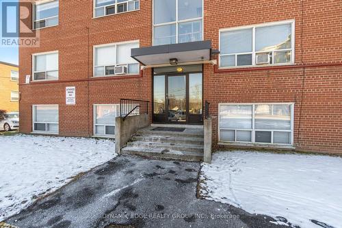 103 - 57 Mericourt Road, Hamilton (Ainslie Wood), ON - Outdoor With Exterior