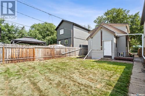 1313 D Avenue N, Saskatoon, SK - Outdoor