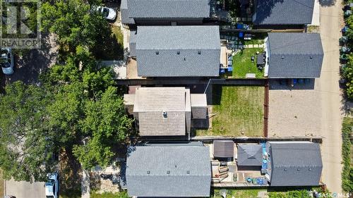 1313 D Avenue N, Saskatoon, SK - Outdoor