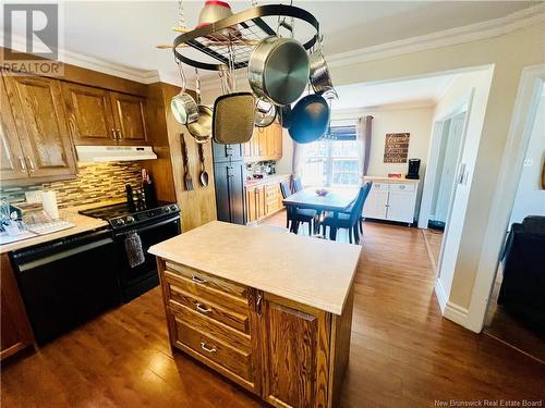 166 Boul. J.D.Gauthier, Shippagan, NB - Indoor Photo Showing Kitchen