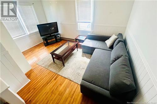 299 Boul. J.D.Gauthier, Shippagan, NB - Indoor Photo Showing Living Room