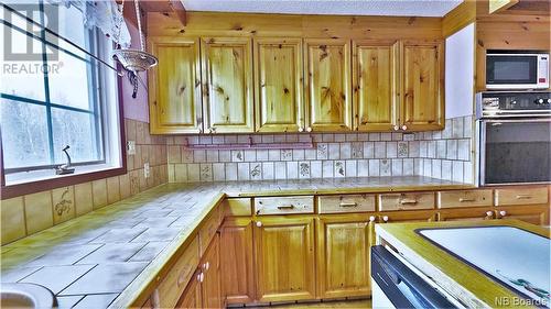 18 Chemin Du Clos, Maisonnette, NB - Indoor Photo Showing Kitchen