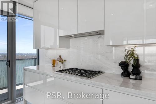 Ph5405 - 42 Charles Street E, Toronto (Church-Yonge Corridor), ON - Indoor Photo Showing Kitchen With Upgraded Kitchen