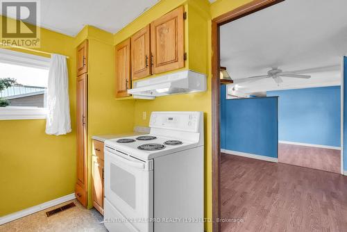 24 Hillview Drive, Hamilton Township, ON - Indoor Photo Showing Kitchen