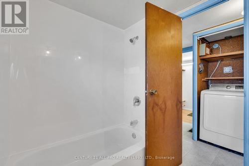 24 Hillview Drive, Hamilton Township, ON - Indoor Photo Showing Laundry Room