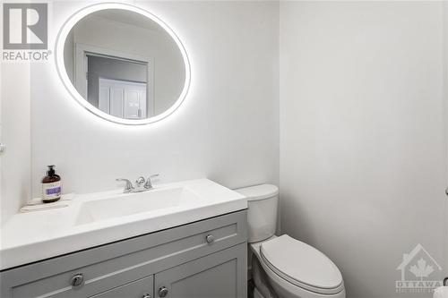 4050 Eady Court, Ottawa, ON - Indoor Photo Showing Bathroom