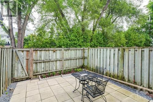 4050 Eady Court, Ottawa, ON - Outdoor