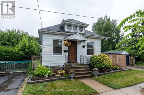 789 Walker Street, London, ON - Outdoor