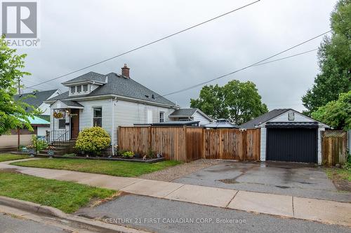 789 Walker Street, London, ON - Outdoor