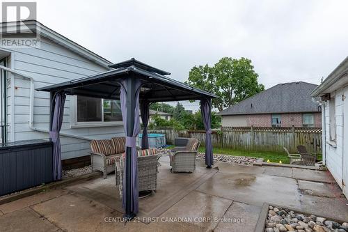 789 Walker Street, London, ON - Outdoor