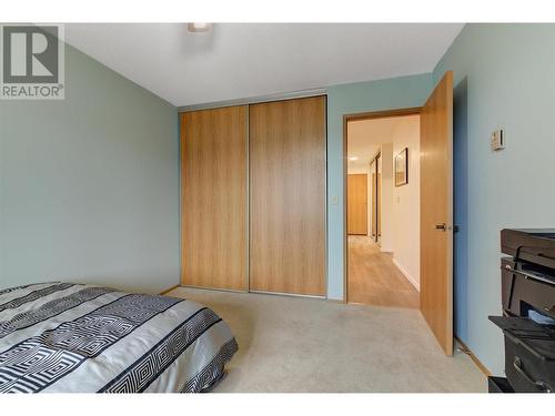 2110 Hoy Street Unit# 204, Kelowna, BC - Indoor Photo Showing Bedroom