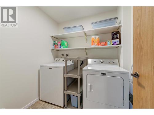 2110 Hoy Street Unit# 204, Kelowna, BC - Indoor Photo Showing Laundry Room