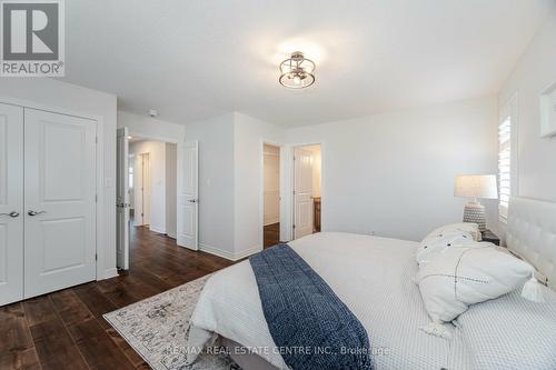 1 Sonoma Valley Crescent, Hamilton (Sheldon), ON - Indoor Photo Showing Bedroom