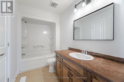 1 Sonoma Valley Crescent, Hamilton (Sheldon), ON - Indoor Photo Showing Bathroom