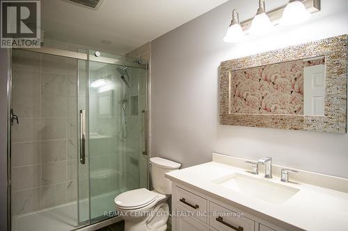 25 - 1555 Highbury Avenue N, London, ON - Indoor Photo Showing Bathroom