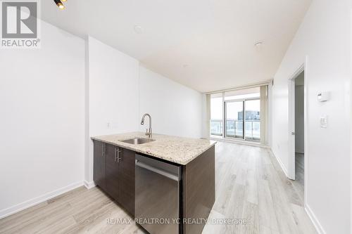 3205 - 70 Forest Manor Road, Toronto (Henry Farm), ON - Indoor