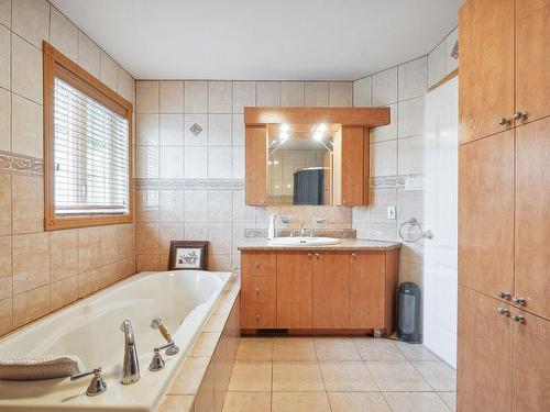 Bathroom - 260 5E Avenue, Pincourt, QC - Indoor Photo Showing Bathroom