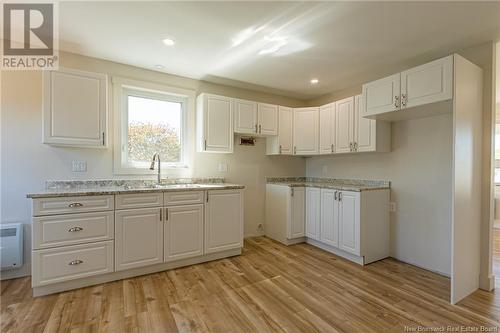 194 Route 305, Haut-Lamèque, NB - Indoor Photo Showing Kitchen