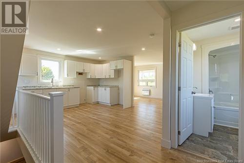 194 Route 305, Haut-Lamèque, NB - Indoor Photo Showing Kitchen