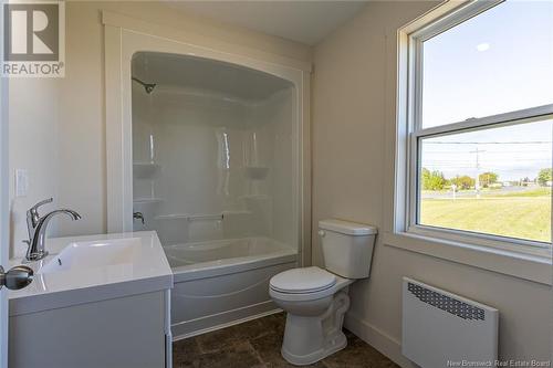 194 Route 305, Haut-Lamèque, NB - Indoor Photo Showing Bathroom