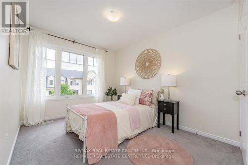 15 - 750 Lawrence Street, Cambridge, ON - Indoor Photo Showing Bedroom