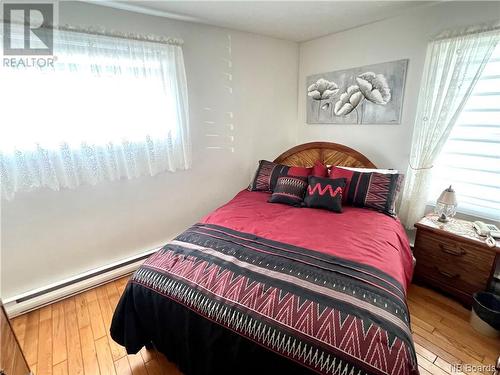 81 Rue De L'École, Lamèque, NB - Indoor Photo Showing Bedroom