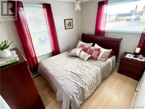 81 Rue De L'École, Lamèque, NB - Indoor Photo Showing Bedroom