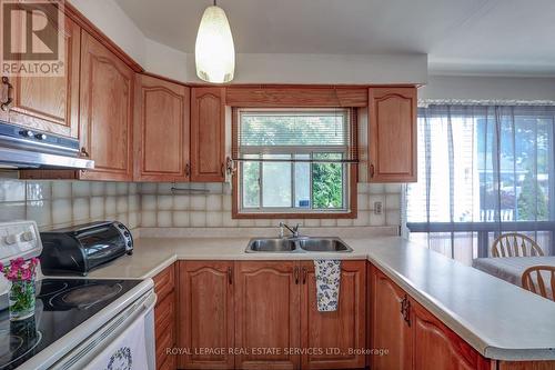 42A Linden Avenue, Toronto (Kennedy Park), ON - Indoor Photo Showing Kitchen With Double Sink