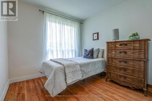 42A Linden Avenue, Toronto (Kennedy Park), ON - Indoor Photo Showing Bedroom