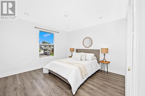 560 Bristol Road, Newmarket (Bristol-London), ON - Indoor Photo Showing Bedroom