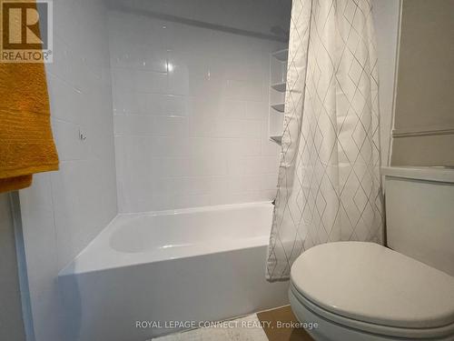 68 - 525 Meadows Boulevard, Mississauga (Rathwood), ON - Indoor Photo Showing Bathroom