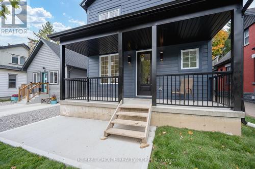 28 Carlton Avenue, London, ON - Outdoor With Deck Patio Veranda