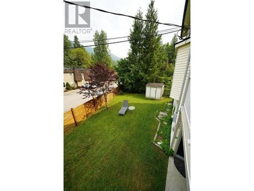 2102 Perrier Road, Nelson, BC - Outdoor