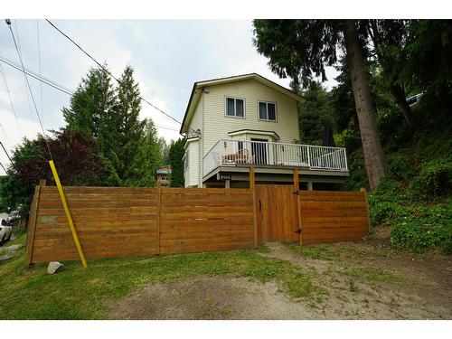 2102 Perrier Road, Nelson, BC - Outdoor With Deck Patio Veranda