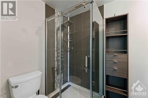 Primary ensuite bathroom - 2123 Grafton Crescent, Ottawa, ON - Indoor Photo Showing Bathroom