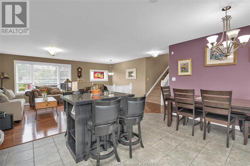 2113 Curry Avenue, Windsor, ON - Indoor Photo Showing Dining Room