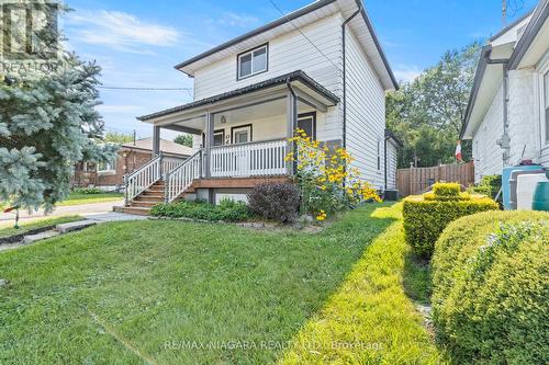 69 Wellington Street N, Thorold, ON - Outdoor With Deck Patio Veranda