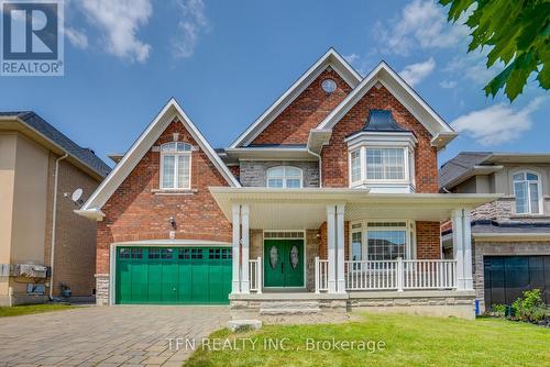 123 Kane Crescent, Aurora, ON - Outdoor With Deck Patio Veranda With Facade