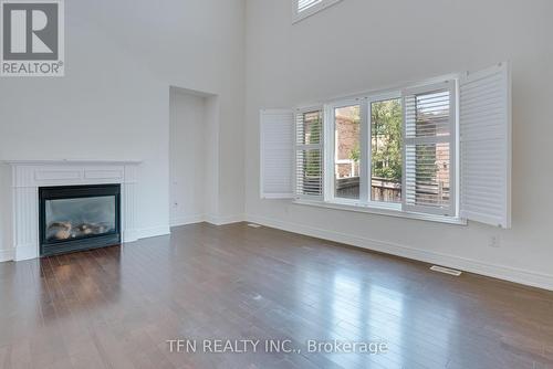 123 Kane Crescent, Aurora, ON - Indoor Photo Showing Living Room With Fireplace