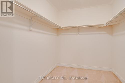 123 Kane Crescent, Aurora, ON - Indoor With Storage