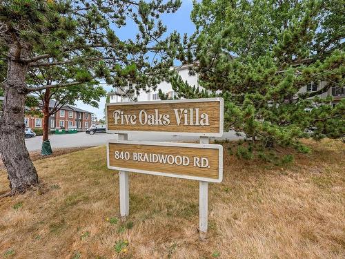 104-840 Braidwood Rd, Courtenay, BC - Outdoor With View