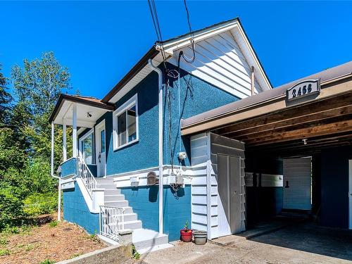 2458 Rosstown Rd, Nanaimo, BC 