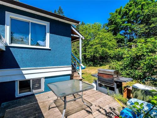 2458 Rosstown Rd, Nanaimo, BC 