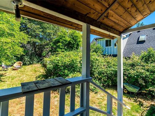 2458 Rosstown Rd, Nanaimo, BC 