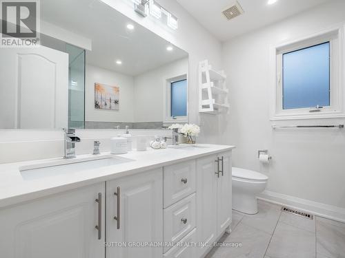 62 Landwood Avenue, Vaughan (Patterson), ON - Indoor Photo Showing Bathroom