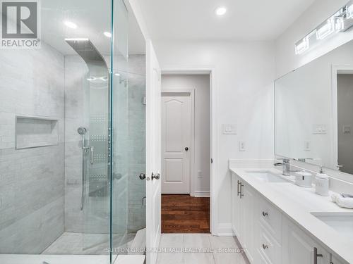 62 Landwood Avenue, Vaughan, ON - Indoor Photo Showing Bathroom