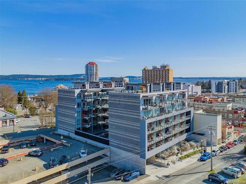 102-91 Chapel St, Nanaimo, BC - Outdoor With View